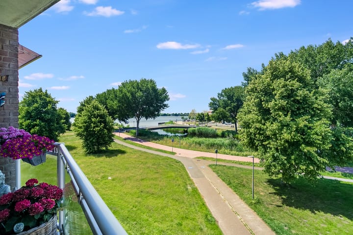 Foto 2 van James Stewartstraat 62