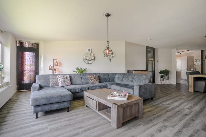 Foto 6 van James Stewartstraat 62