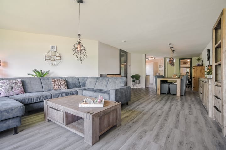 Foto 7 van James Stewartstraat 62