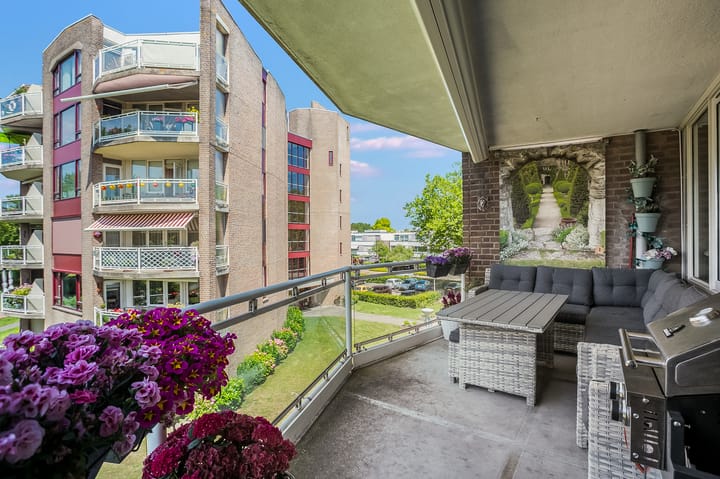 Foto 14 van James Stewartstraat 62