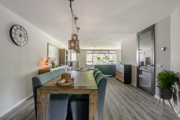 Foto 15 van James Stewartstraat 62