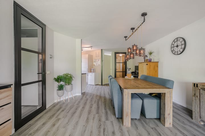 Foto 18 van James Stewartstraat 62