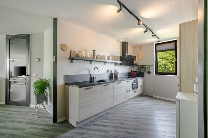 Foto 19 van James Stewartstraat 62