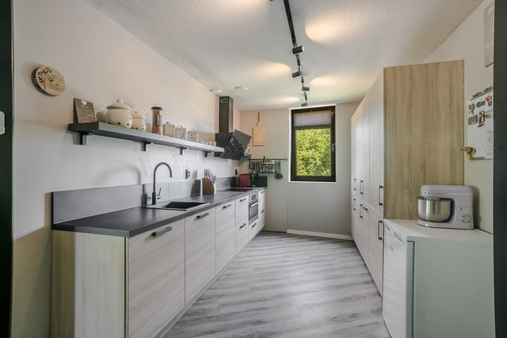 Foto 20 van James Stewartstraat 62