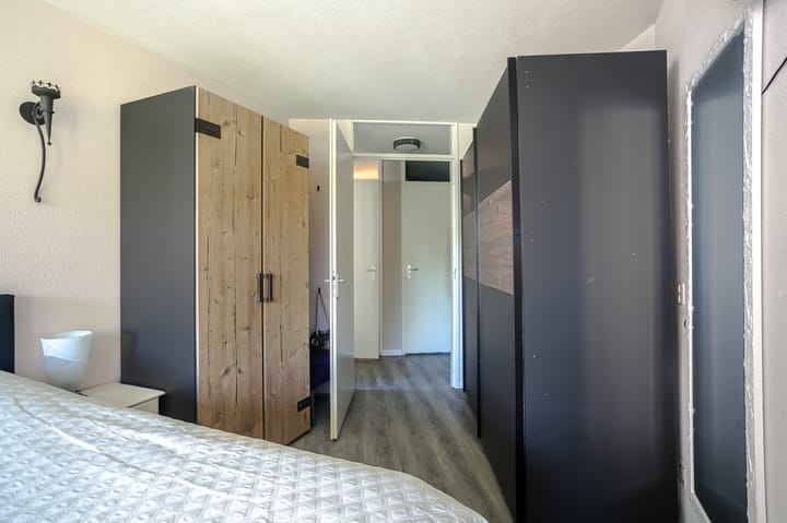 Foto 27 van James Stewartstraat 62