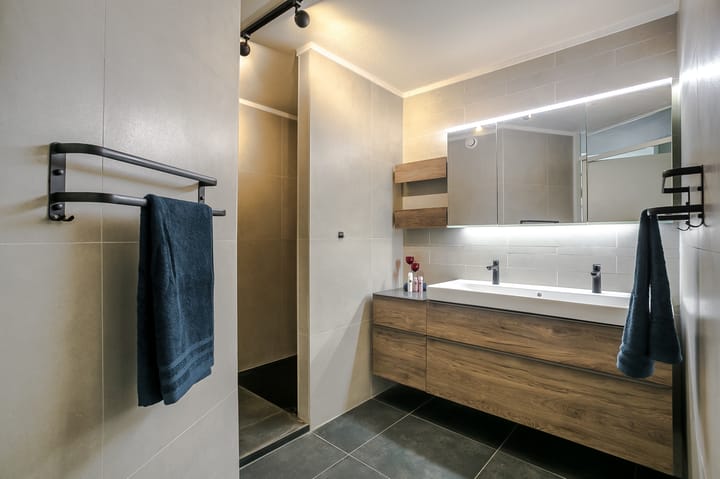 Foto 28 van James Stewartstraat 62