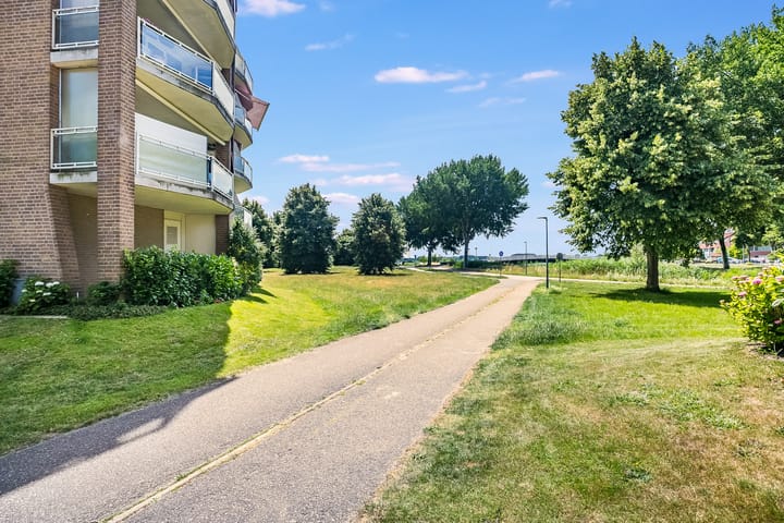 Foto 39 van James Stewartstraat 62