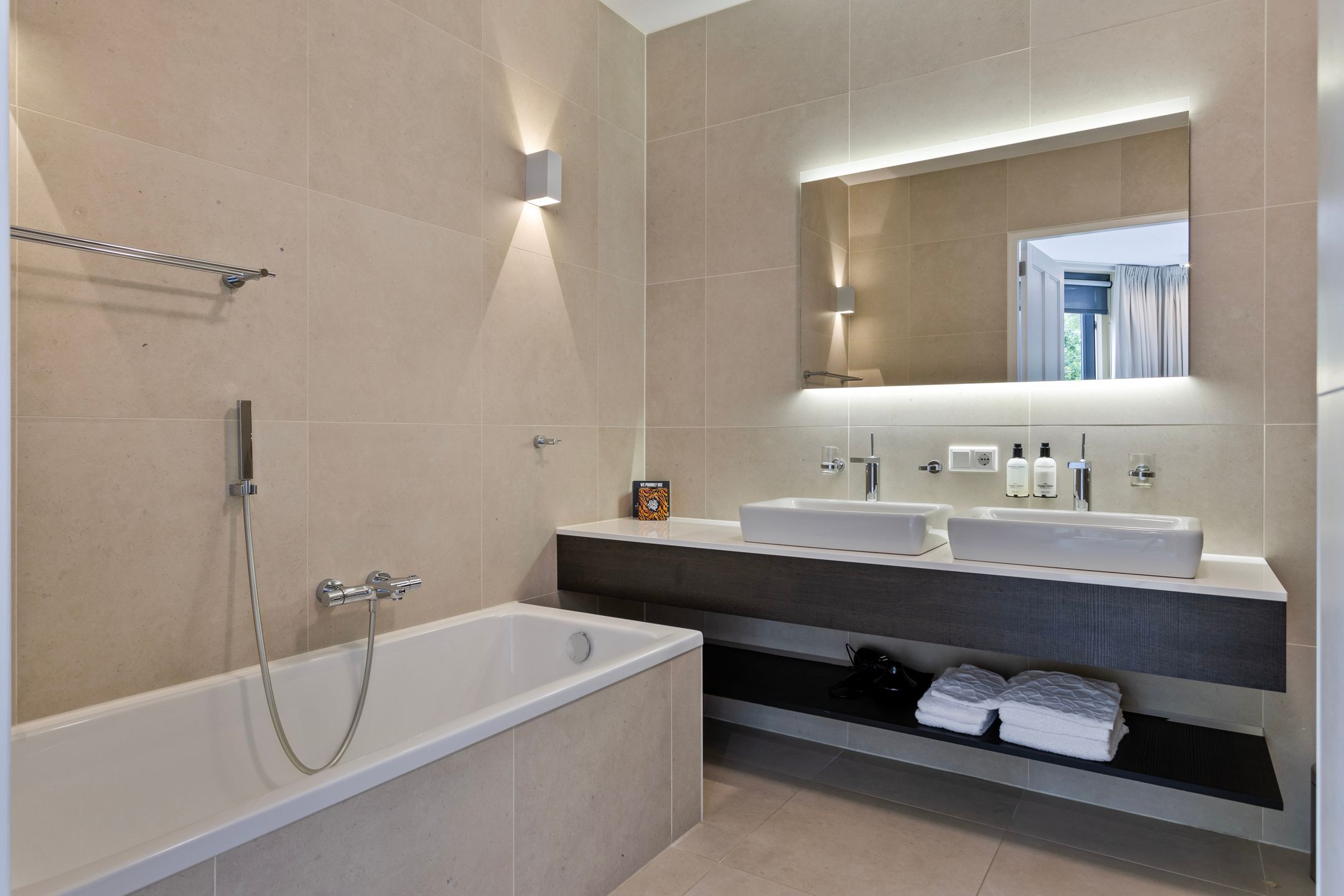 1-bedroom freehold villa in Domburg — photo 4 of 5