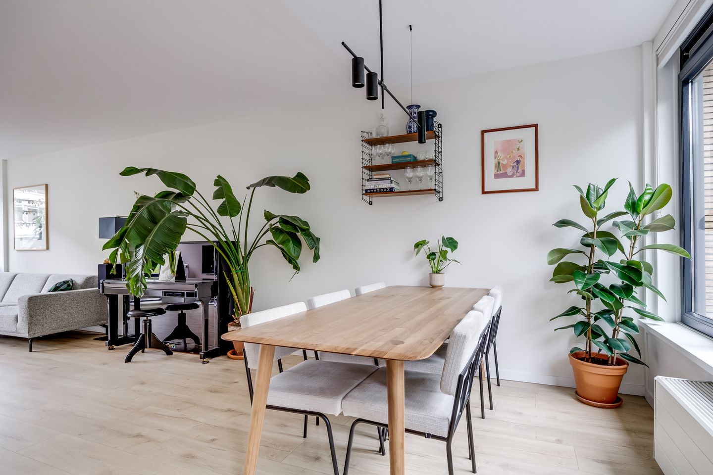 Foto 10 van Monnetlaan 4