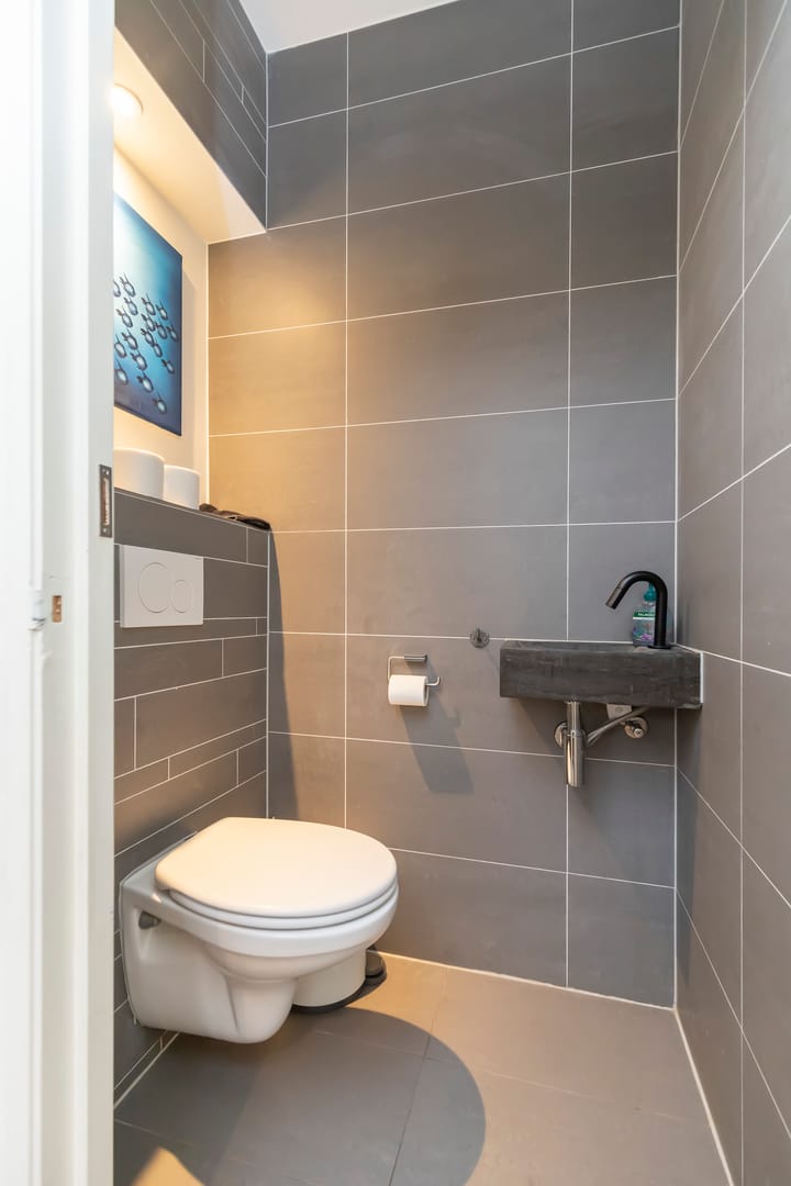 Photo 35 of Bos en Vaartlaan 10