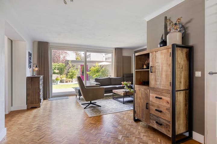 Photo 11 of Mosselhoekplein 20