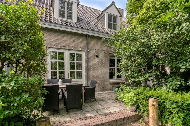 Photo 18 of Venloseweg 3