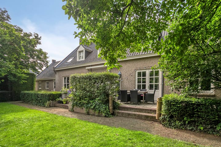 Photo 19 of Venloseweg 3