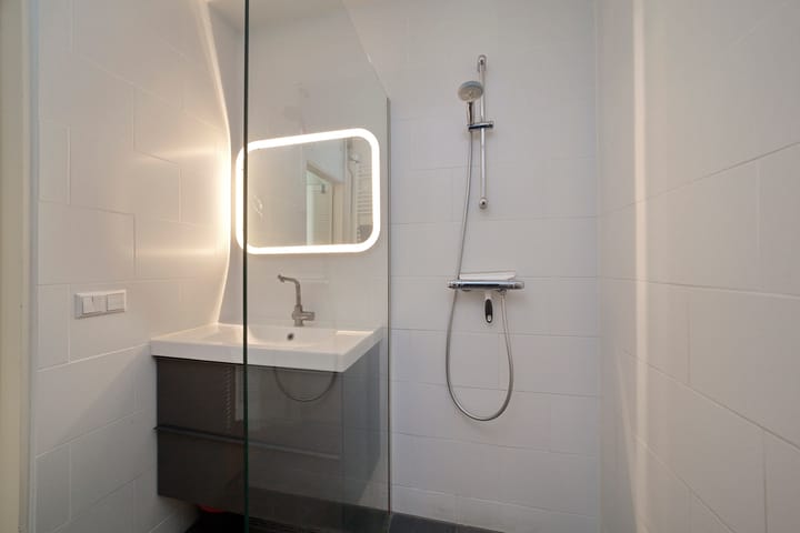 Foto 25 van Rooseboomstraat 53