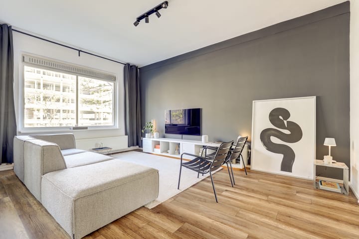 Photo 1 of Laan van Nieuw-Oost-Indië 90-A