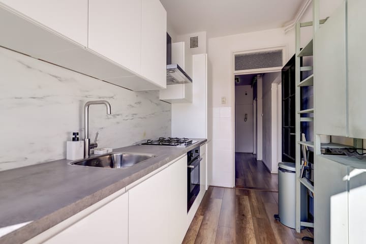 Photo 13 of Laan van Nieuw-Oost-Indië 90-A