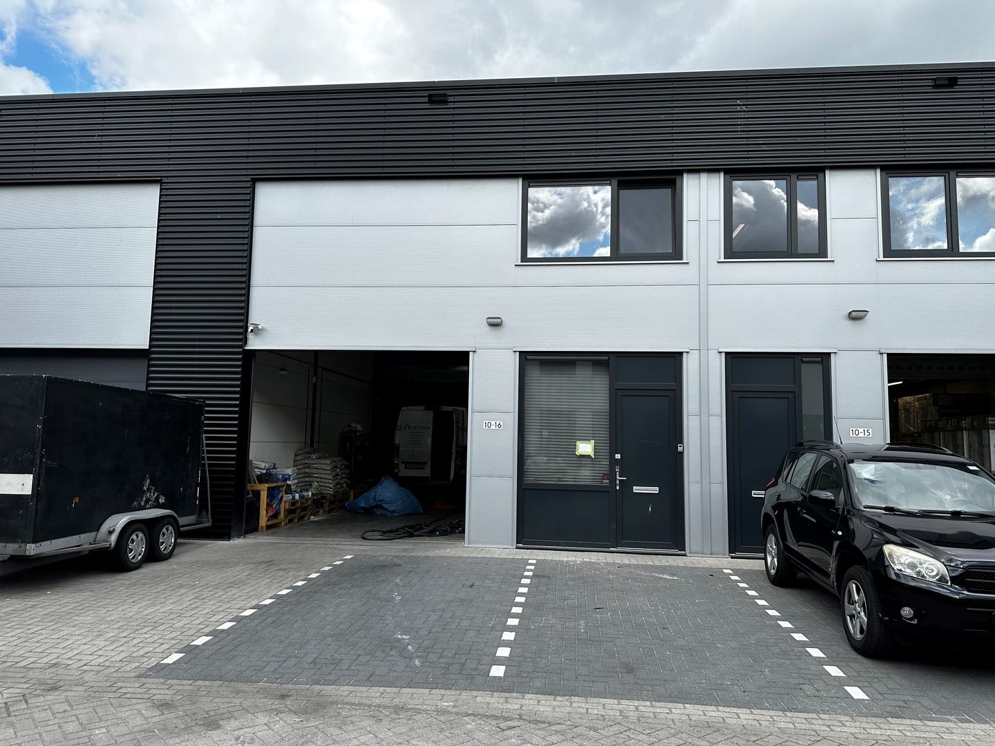 Bekijk foto 1 van Aluminiumstraat 10-16