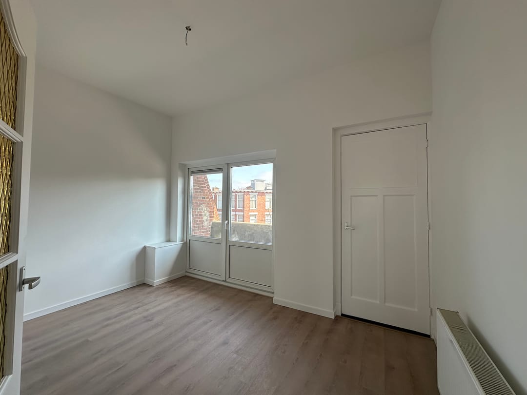 Photo 7 of Wouwermanstraat 23