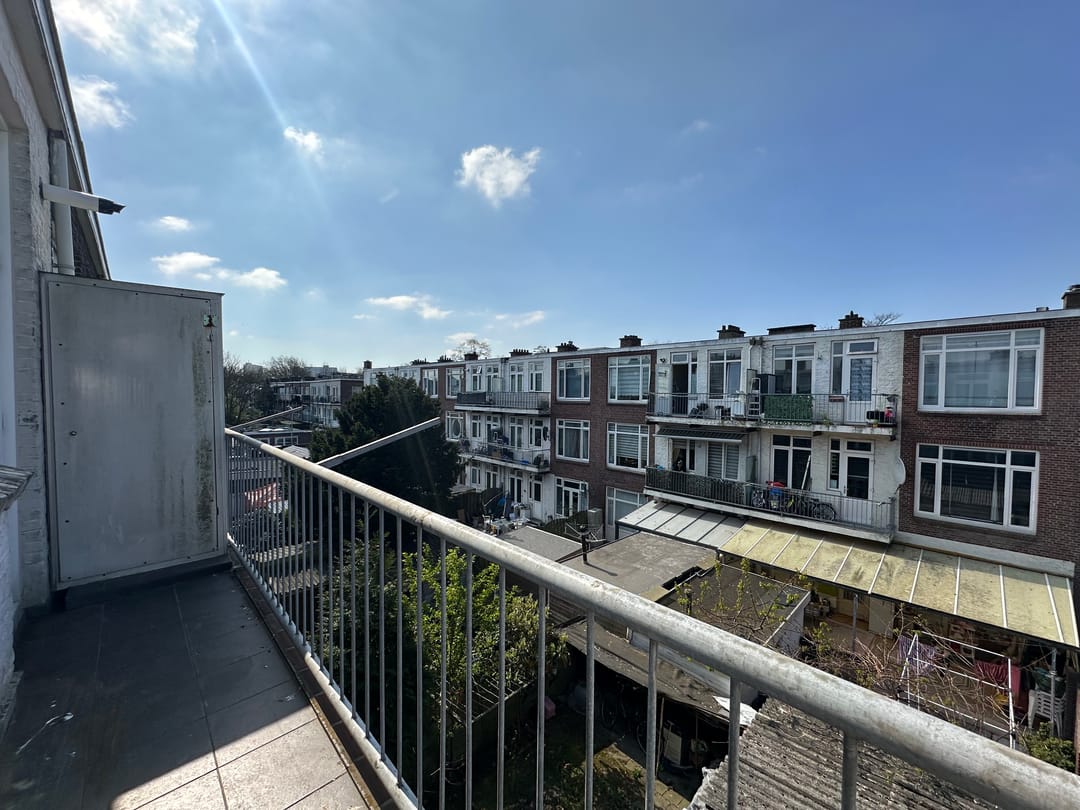 Photo 16 of Wouwermanstraat 23