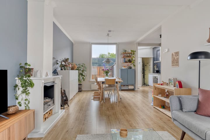 Foto 10 van Oranjestraat 15