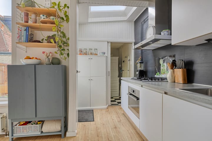 Foto 12 van Oranjestraat 15