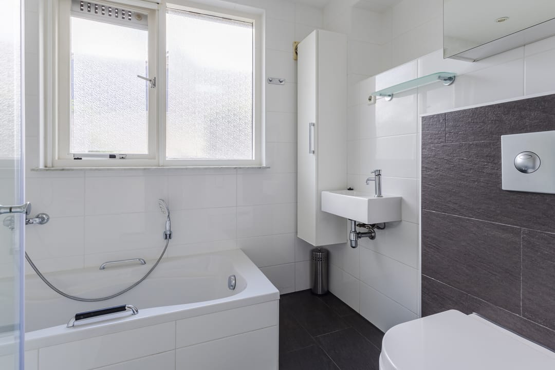 Photo 13 of Grotestraat 35-A