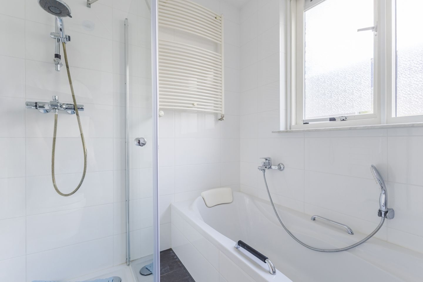 Photo 14 of Grotestraat 35-A