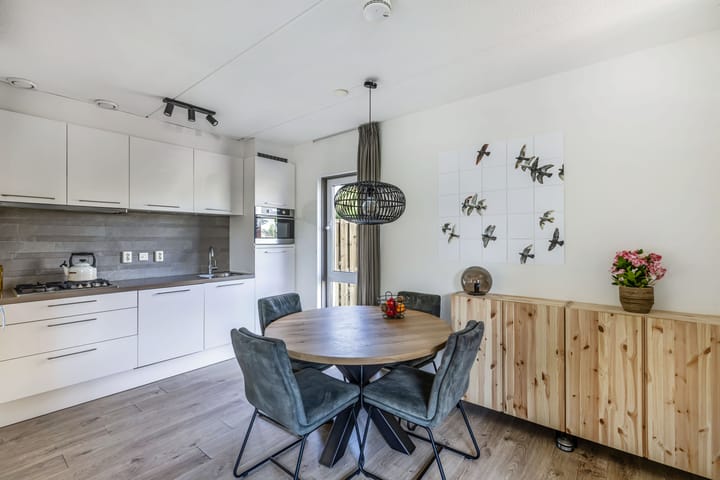 Photo 13 of Frieswijkstraat 22