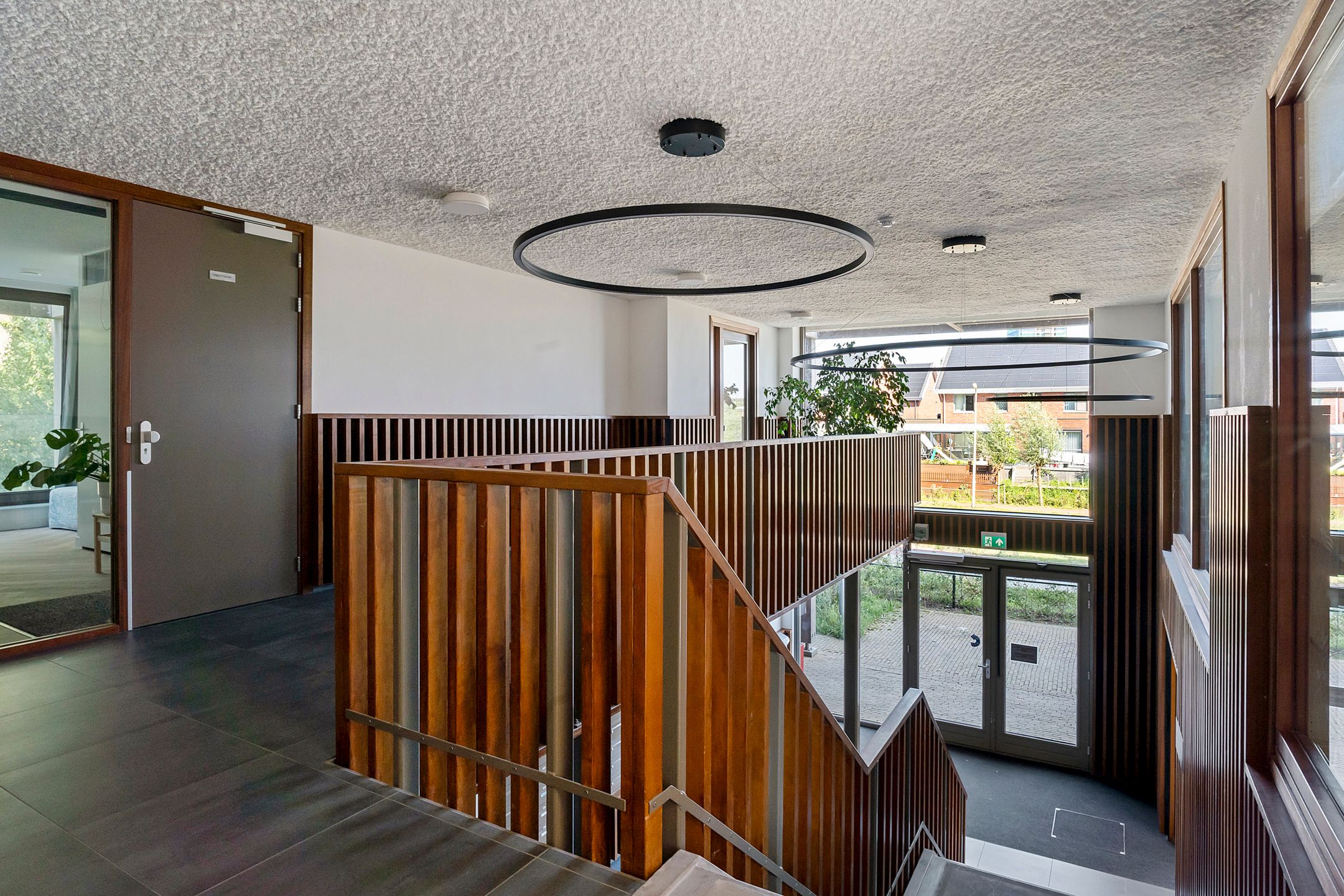 Foto 9 van Leyweg 1209