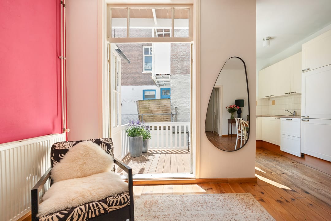 Photo 8 of Eerste Nassaustraat 25-1