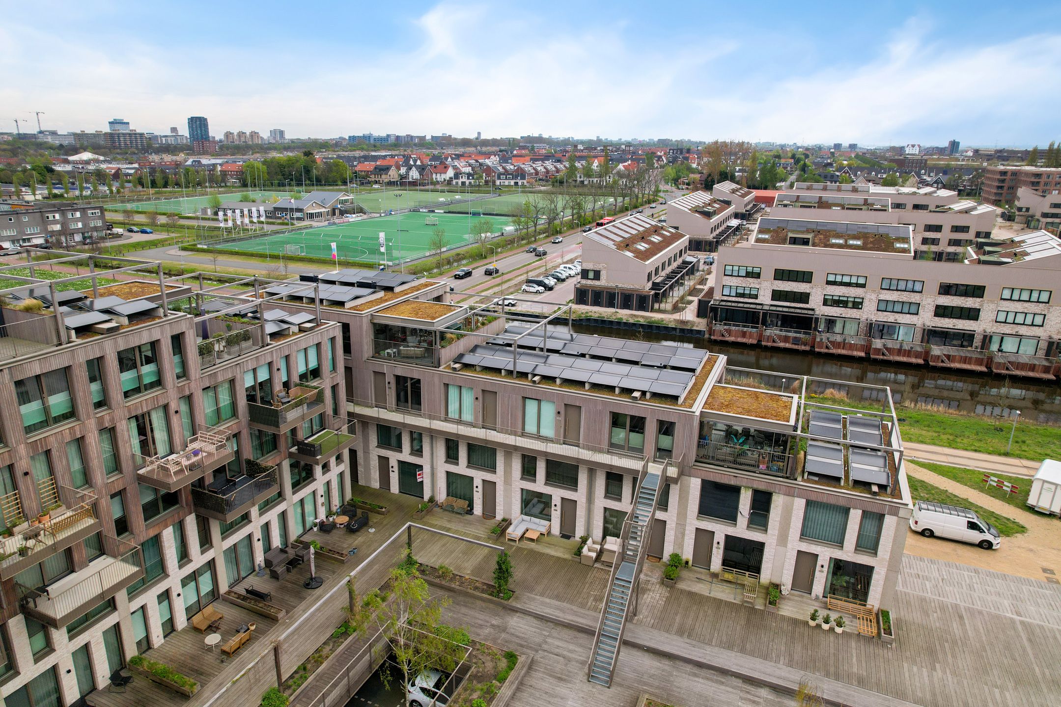 Foto 66 van Leyweg 1209