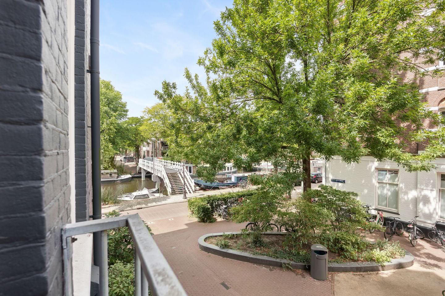 Photo 19 of Eerste Nassaustraat 25-1