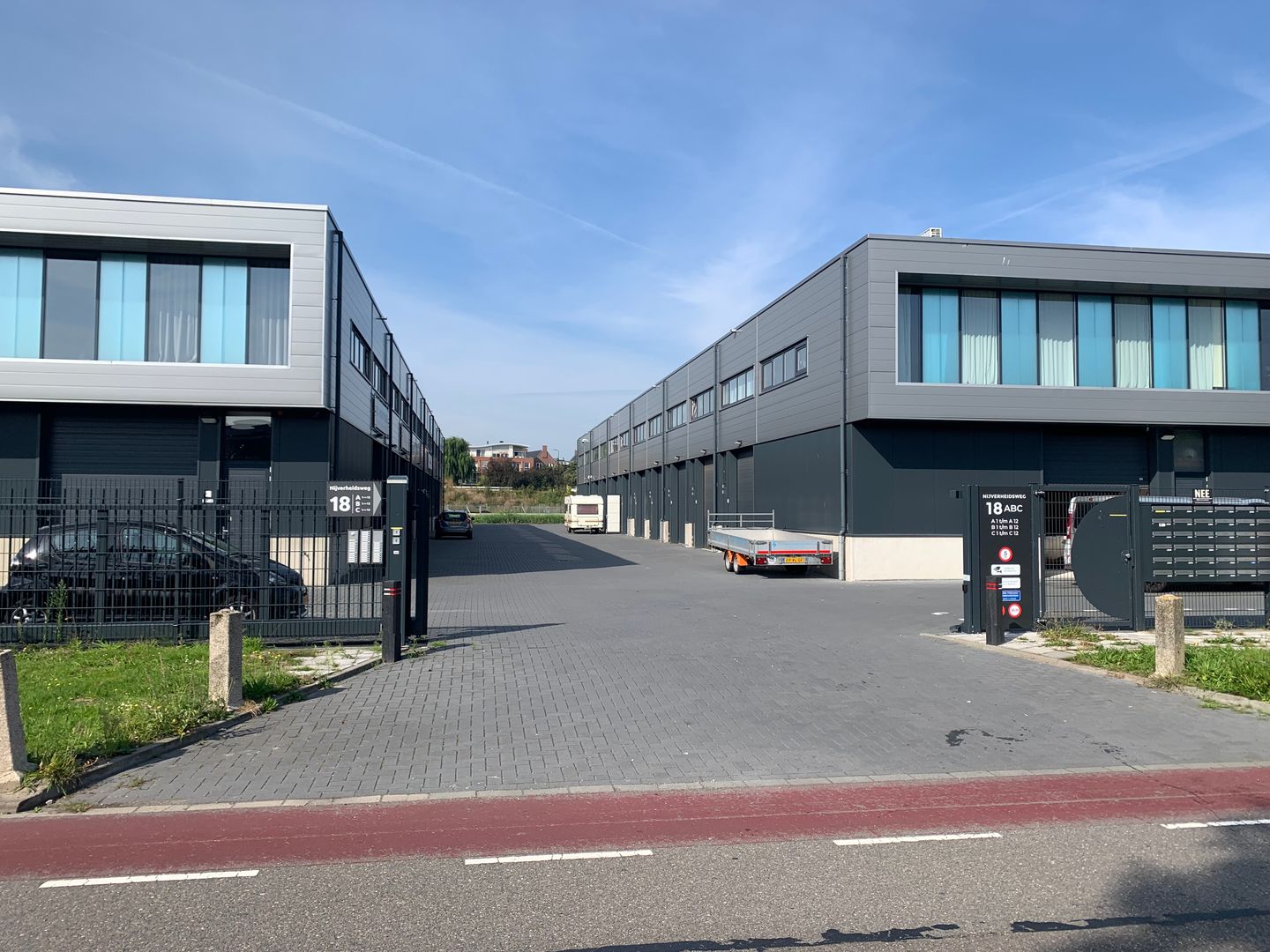 Bekijk foto 5 van Nijverheidsweg 18-B3
