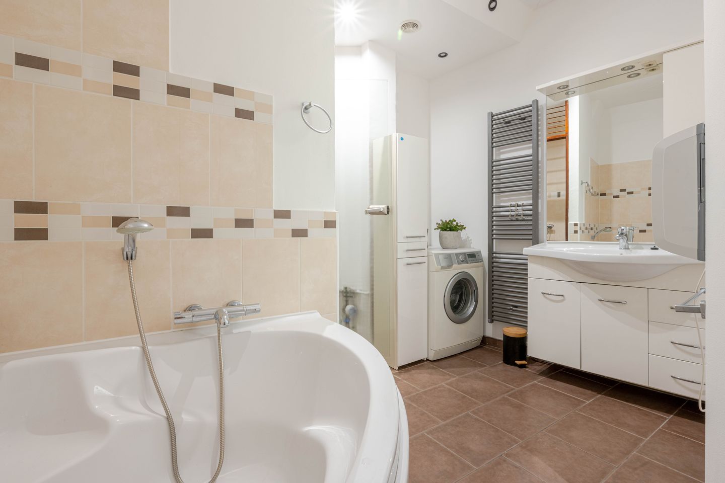 Foto 5 van Robbenoordplein 7-B