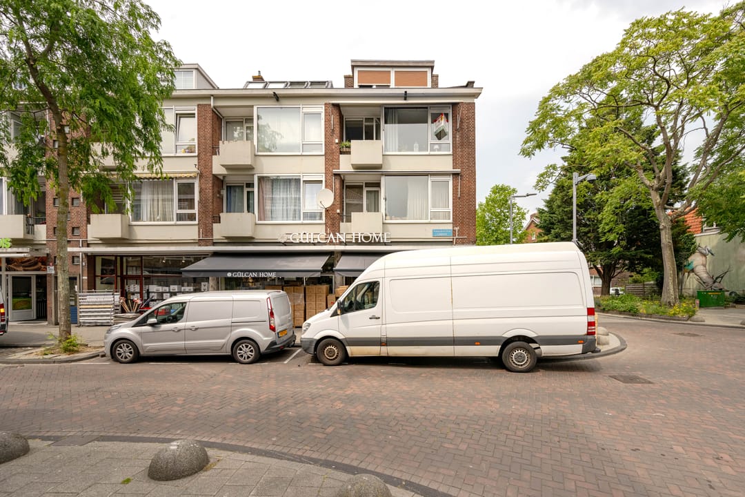 Foto 7 van Robbenoordplein 7-B