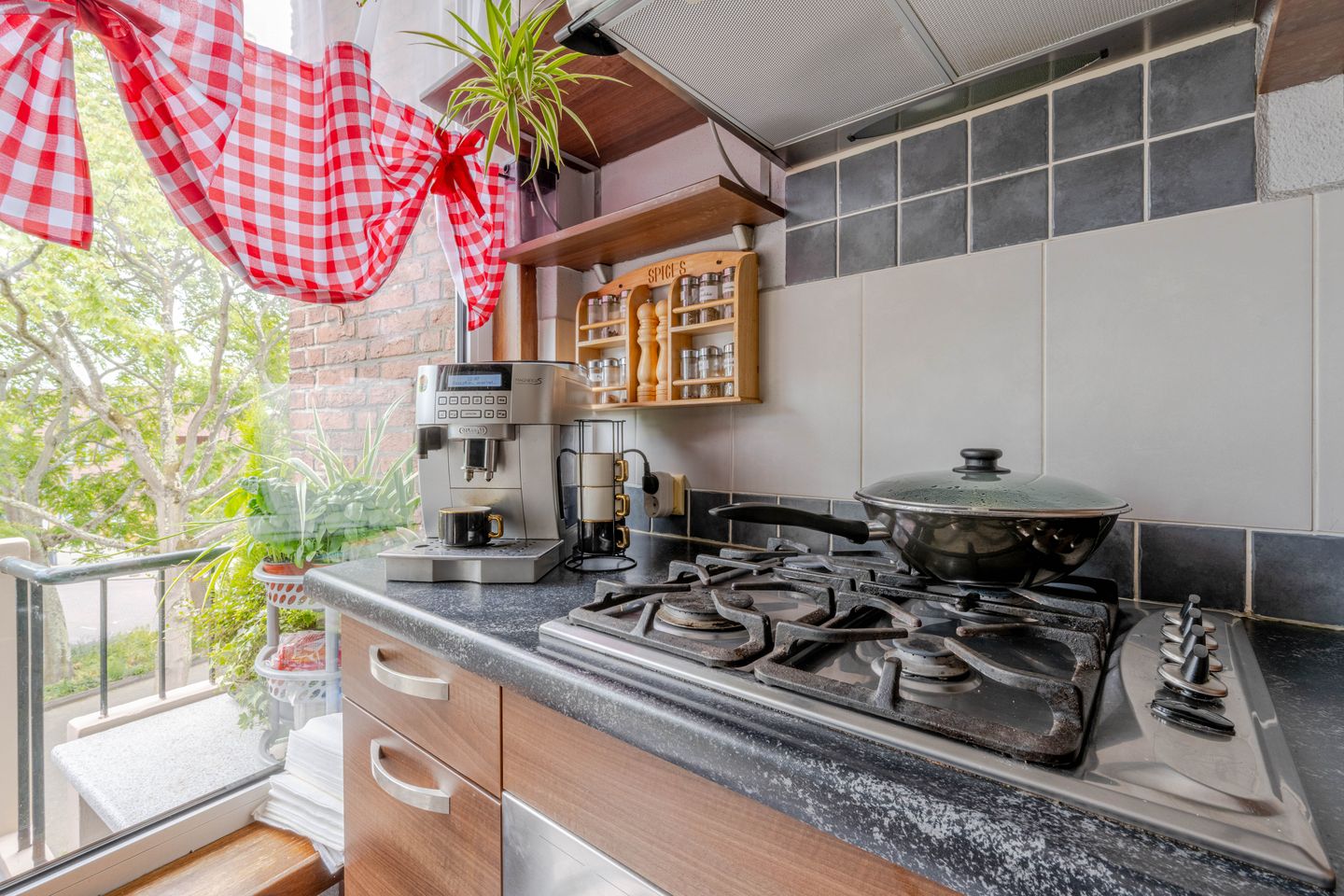 Foto 14 van Robbenoordplein 7-B