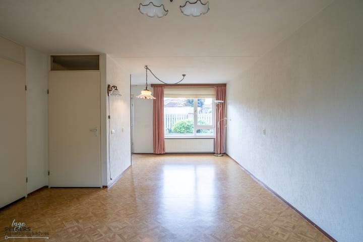 Foto 6 van Rijksweg 27-G