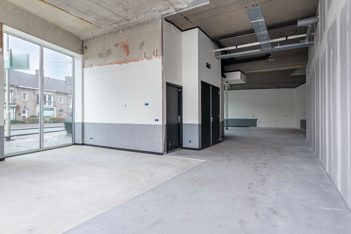 View photo 5 of Laan van Limburg 1