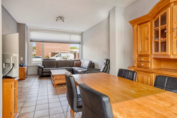 Photo 8 of Rossinistraat 30