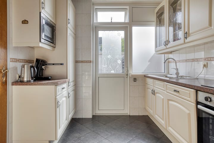 Photo 10 of Rossinistraat 30