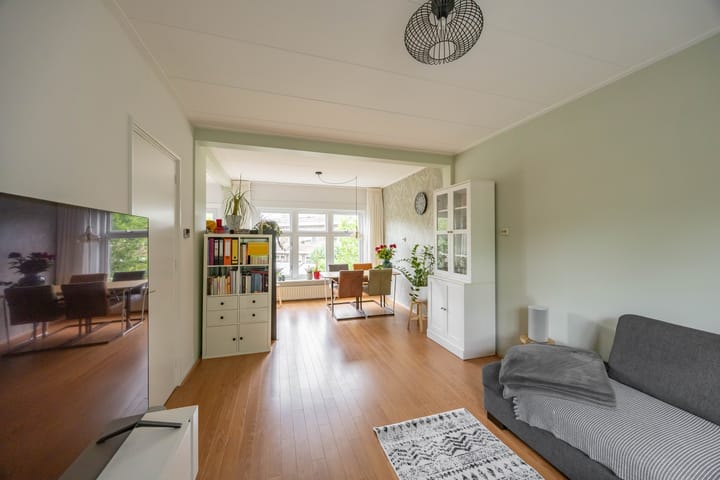 Photo 9 of Koninginnelaan 76-A