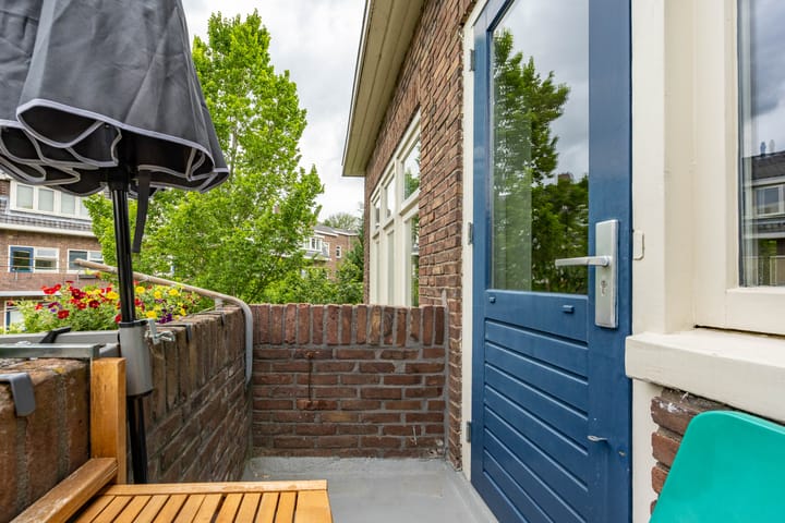 Photo 16 of Koninginnelaan 76-A