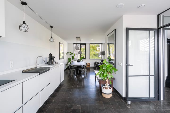 Foto 12 van Avenue Carnisse 221