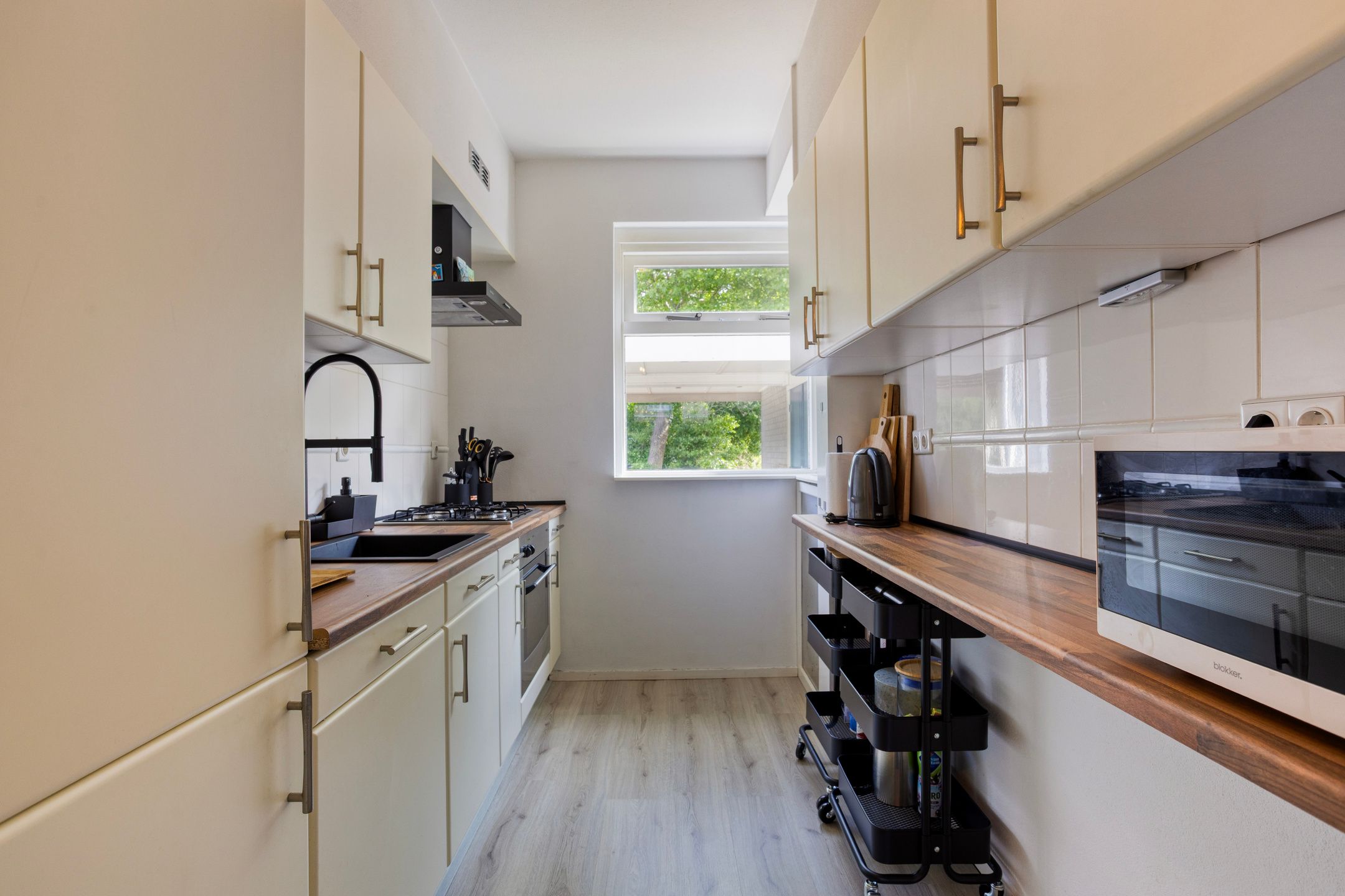 Photo 6 of Schoutstraat 79