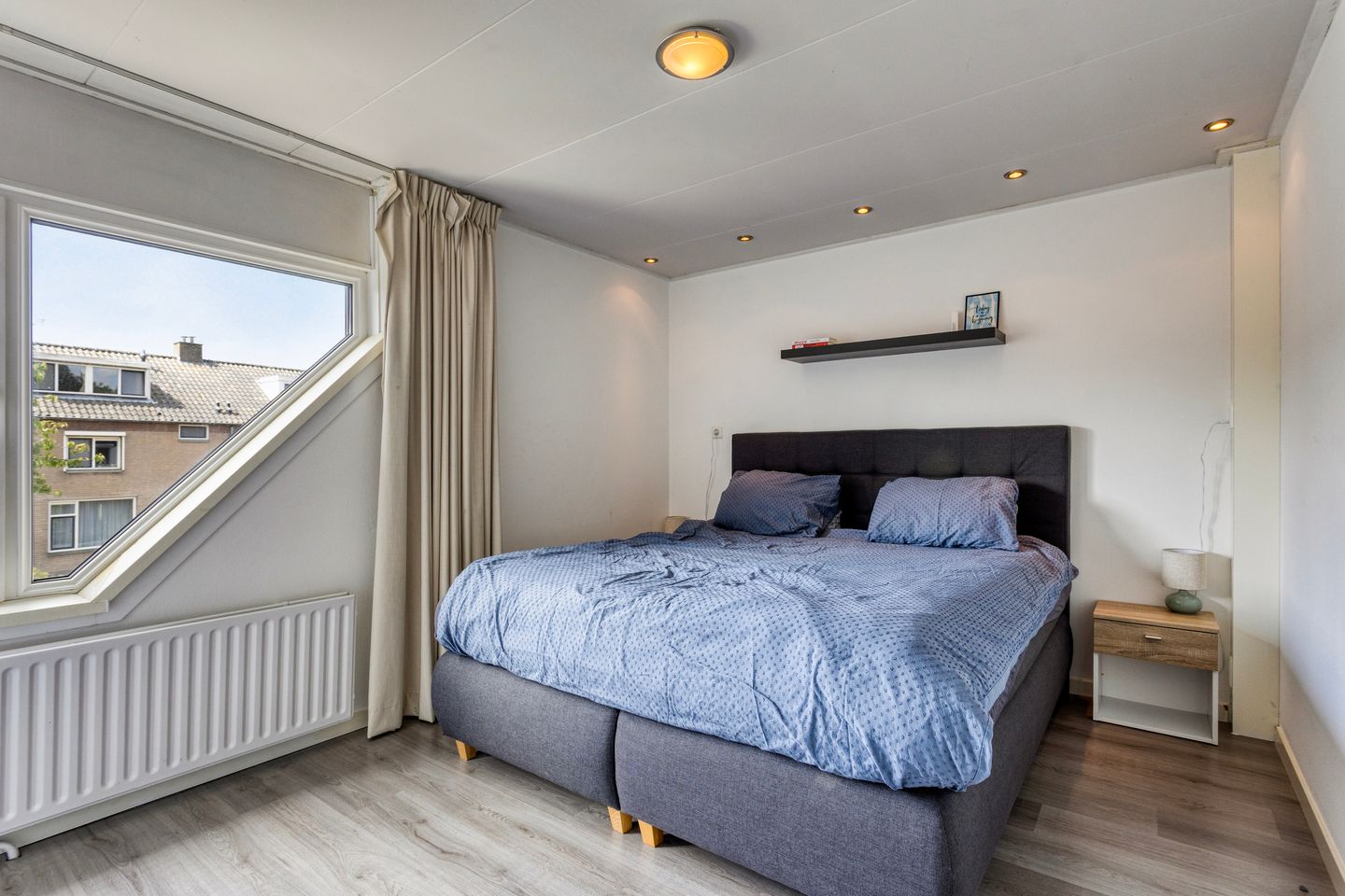 Photo 10 of Schoutstraat 79