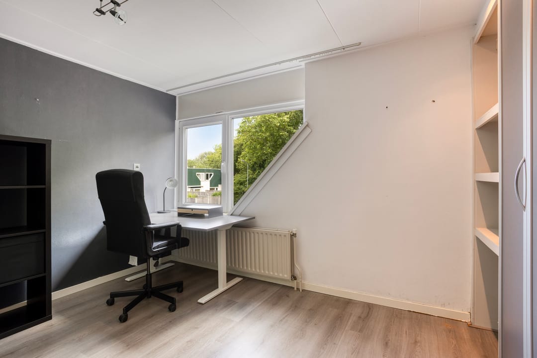 Photo 13 of Schoutstraat 79