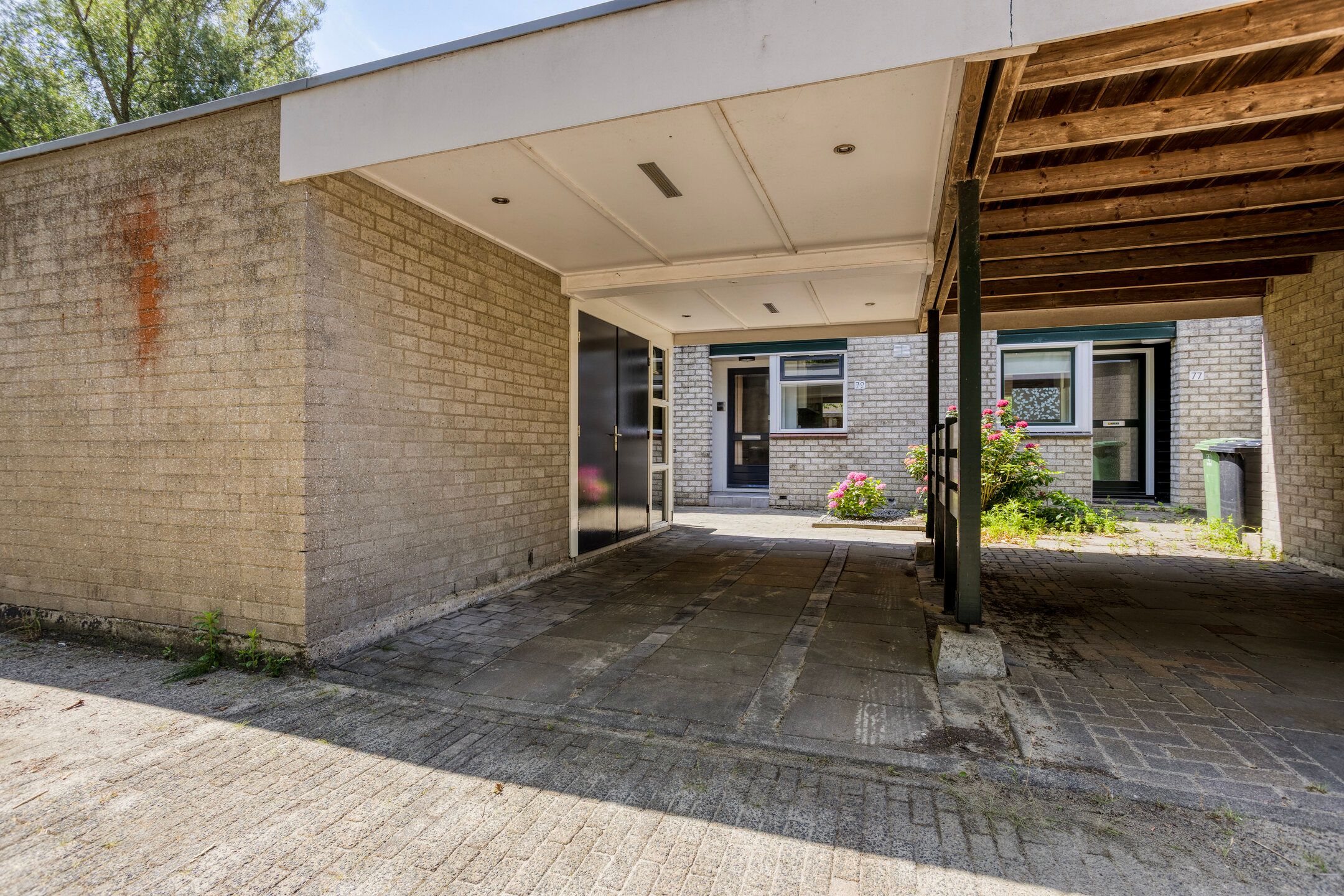 Photo 18 of Schoutstraat 79