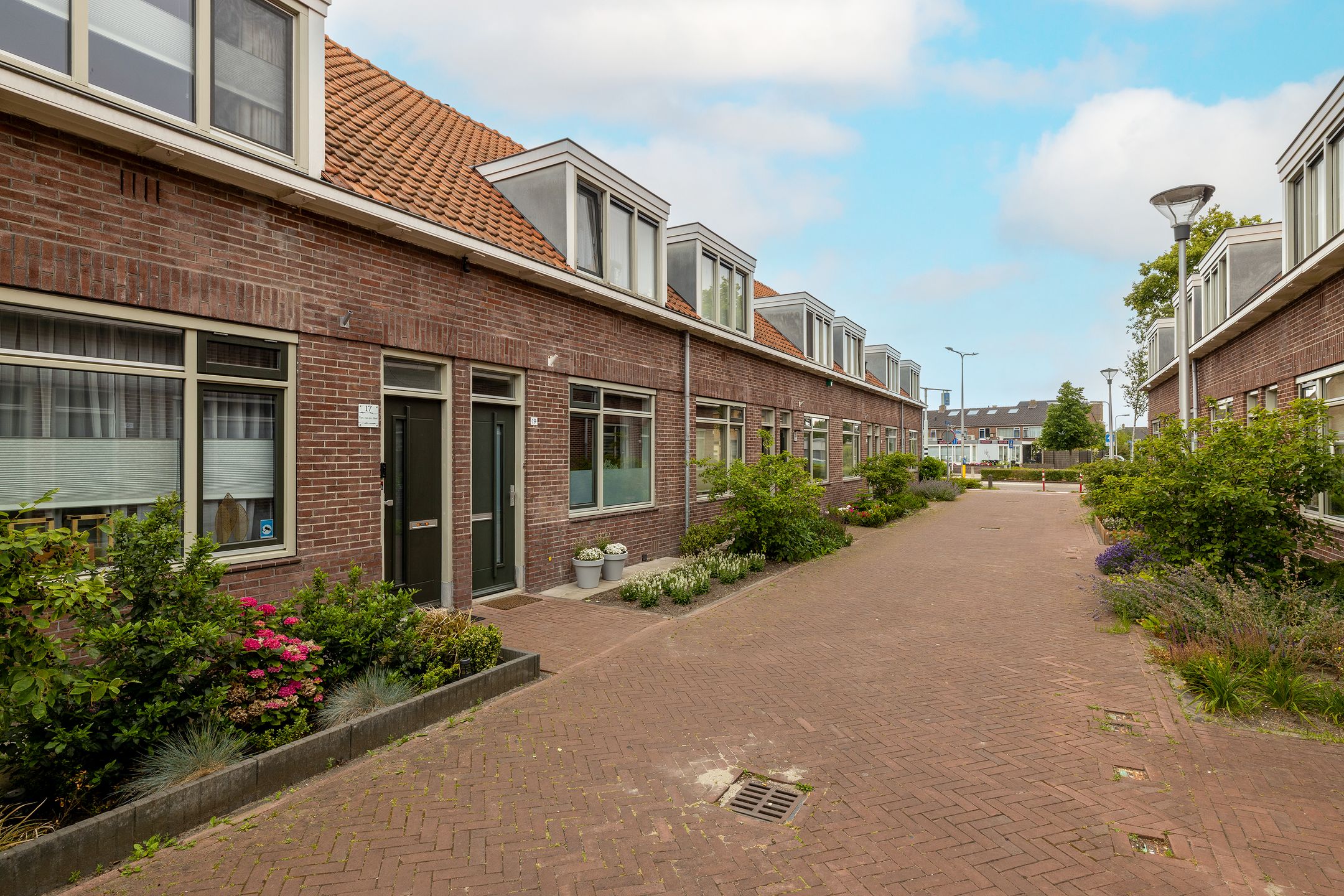 Foto 33 van Van Deursenstraat 19