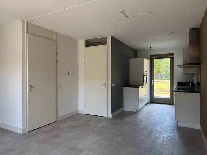 Foto 8 van Berliozpad 6