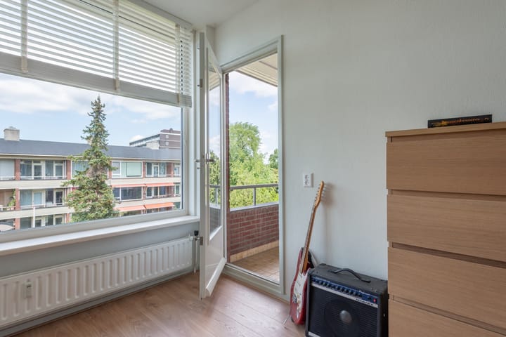 Foto 24 van Aagje Dekenlaan 34